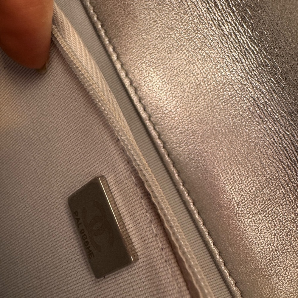 Chanel Classic Wallet on chain silver - Picture 5 of 10